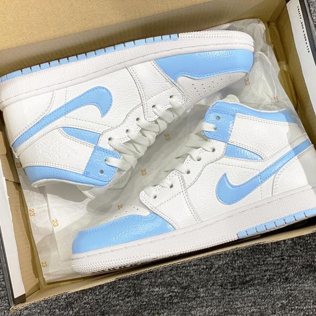 BABY BLUE AIR JORDAN 1 CUSTOM – insdrip