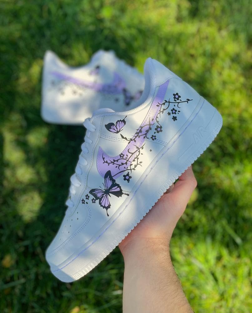 Personalizado Air Force 1 Butterfly  Nike shoes air force, Cute nike  shoes, Cute sneakers